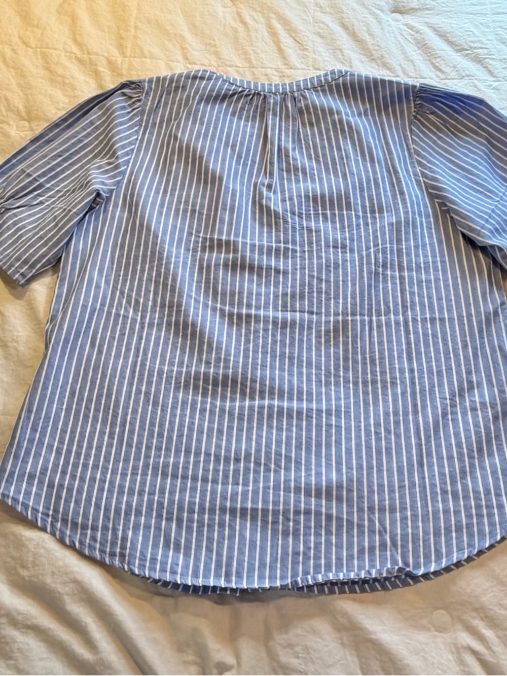 Michael Stars Button-Front Short Sleeve Blouse - Picture 3 of 5